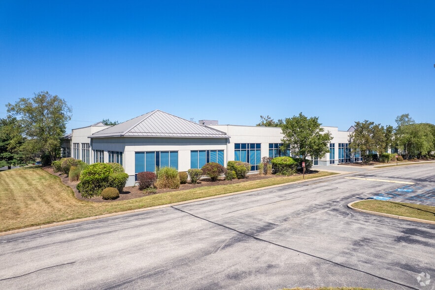 1450 Union Meeting Rd, Blue Bell, PA for sale - Building Photo - Image 2 of 6