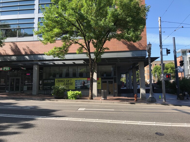 1807-1815 SW 5th Ave, Portland, OR for lease - Building Photo - Image 1 of 1