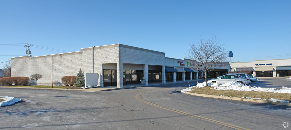 987 E Ash St, Piqua, OH for lease - Building Photo - Image 1 of 12