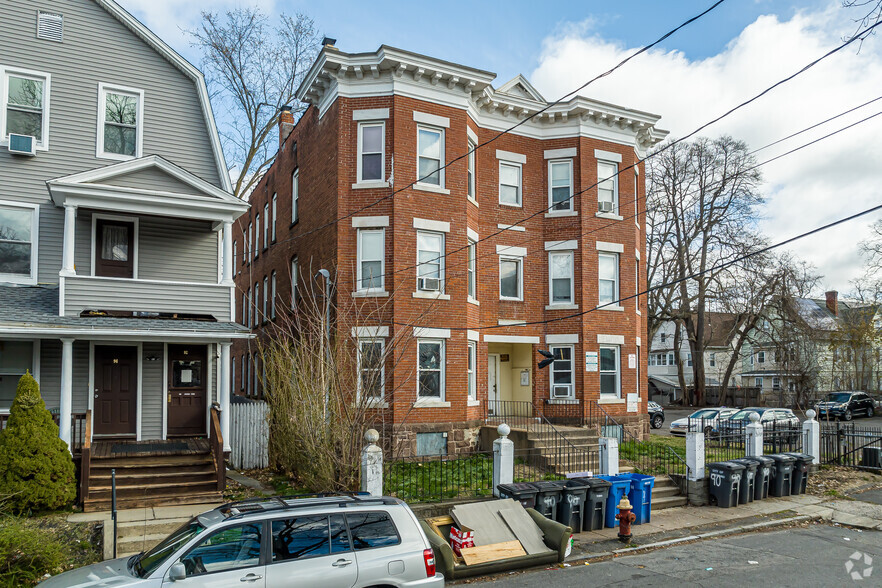 86-90 Chadwick Ave, Hartford, CT for sale - Building Photo - Image 3 of 6