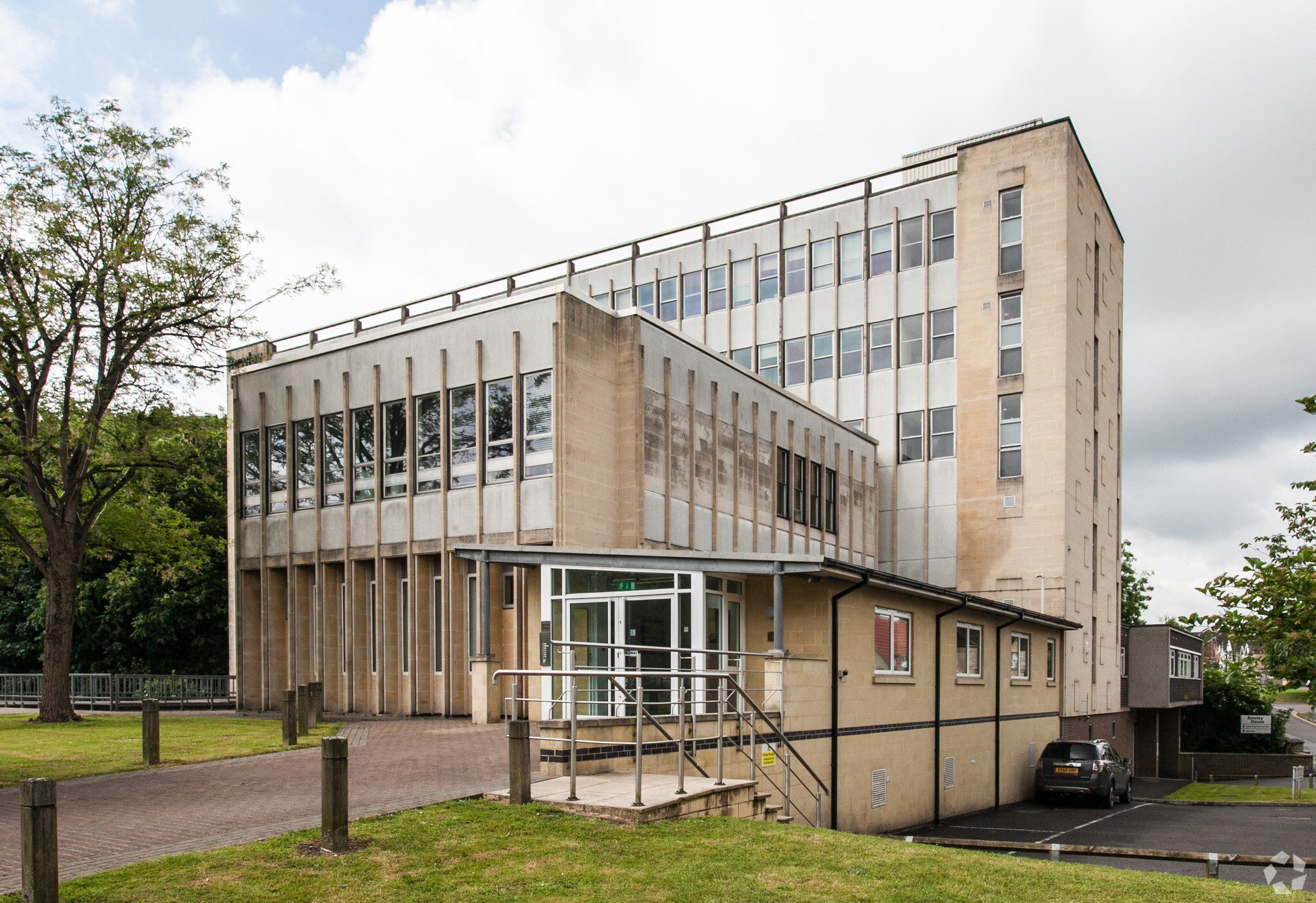 Marshfield Rd, Chippenham for sale Building Photo- Image 1 of 1