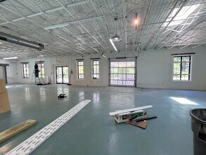 1240 Old Chattahoochee Ave NW, Atlanta, GA for lease Interior Photo- Image 2 of 22