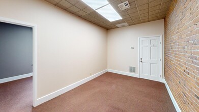 494-500 Howe Ave, Shelton, CT for lease Interior Photo- Image 2 of 4