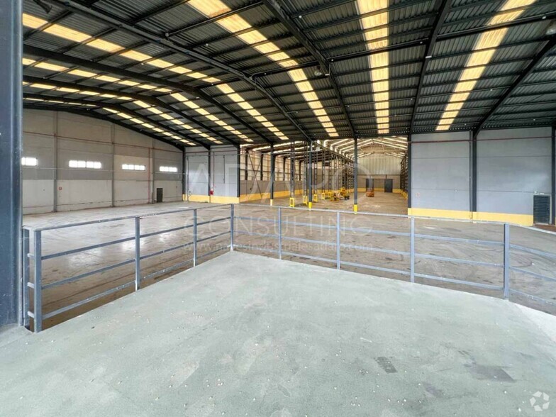 Industrial in Valdemoro, Madrid for lease - Building Photo - Image 3 of 37