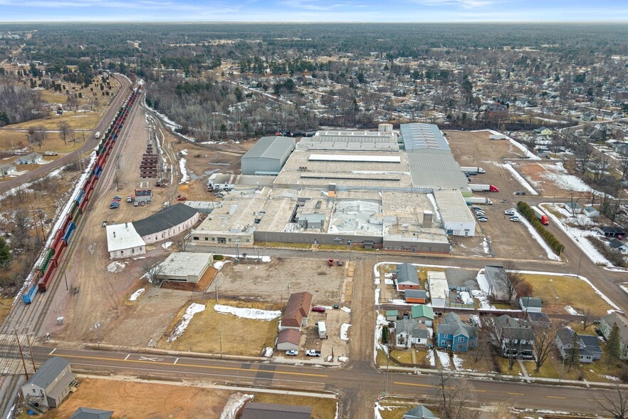 1430 N Second St, Wisconsin Rapids, WI for lease - Building Photo - Image 2 of 31