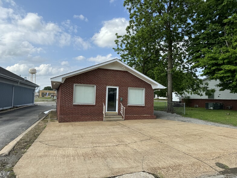 103 Garland St, Greenfield, TN for sale - Building Photo - Image 2 of 14