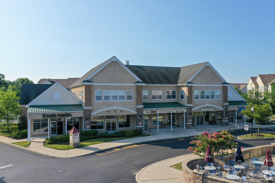 200-290 Pennbrook Pky, Lansdale, PA for lease - Primary Photo - Image 1 of 4