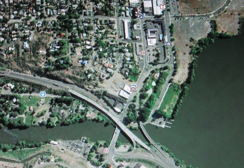 100 Main St, Klamath Falls, OR for sale - Aerial - Image 1 of 1