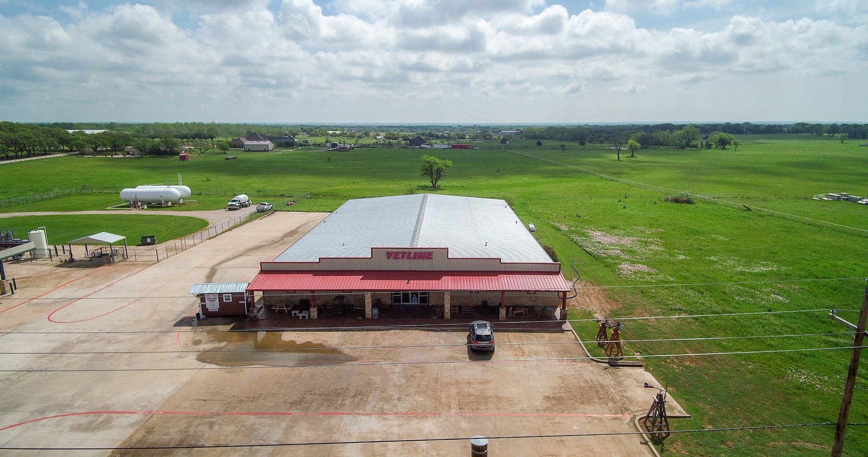 8600 US 377, Pilot Point, TX 76258