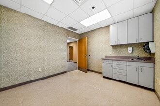 1900 10th Ave, Columbus, GA for lease Interior Photo- Image 2 of 21