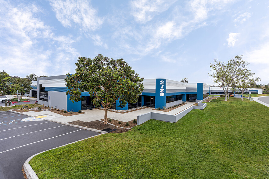 2720 Loker Ave W, Carlsbad, CA for lease - Building Photo - Image 1 of 10