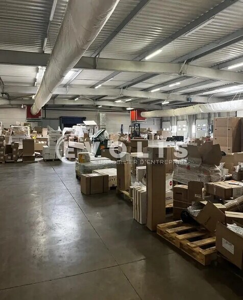 Industrial in Châteaurenard for lease - Interior Photo - Image 2 of 21