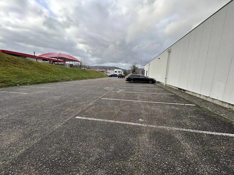Retail in Saverne for lease - Building Photo - Image 2 of 8
