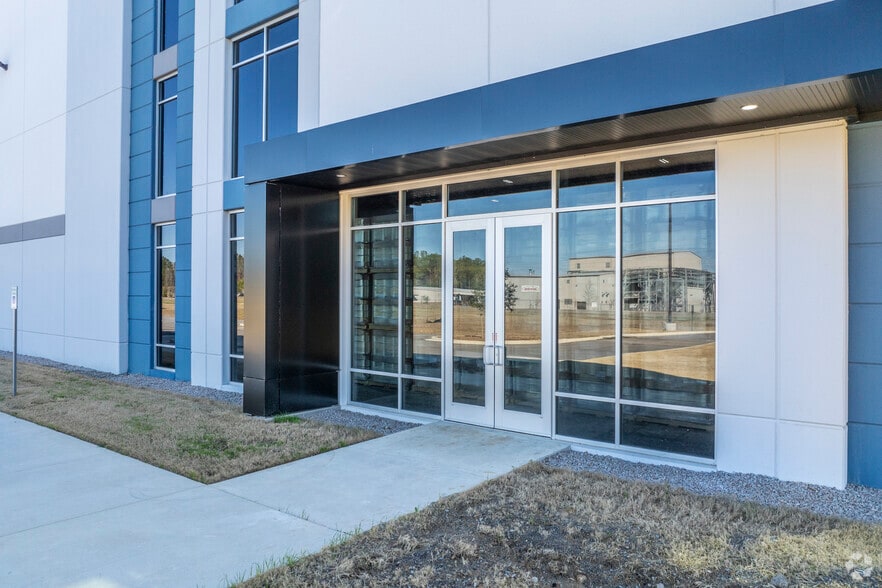 1669 Longwood Rd, Columbia, SC for sale - Building Photo - Image 3 of 5