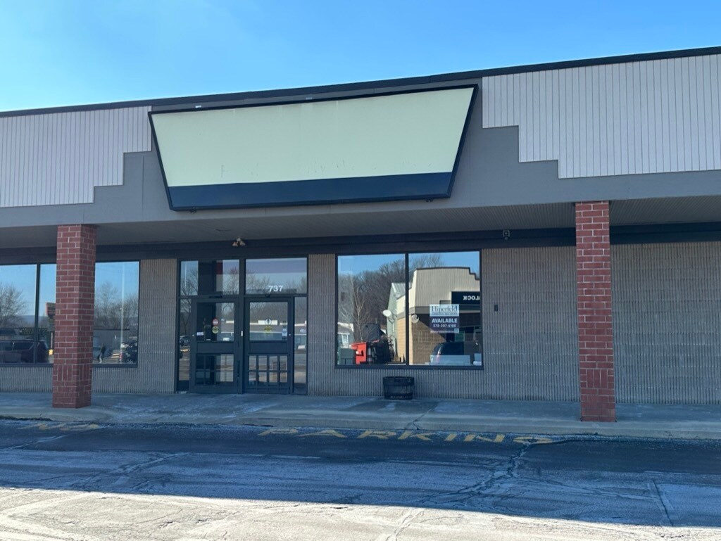 741-749 Oak St, Scranton, PA for lease Building Photo- Image 1 of 4
