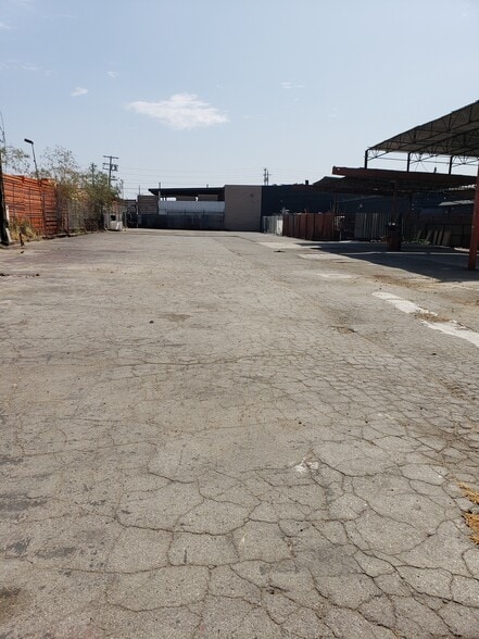 7244 Varna Ave, North Hollywood, CA for lease - Building Photo - Image 3 of 3