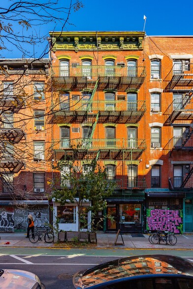 515 E 12th St, New York, NY for sale - Building Photo - Image 2 of 10