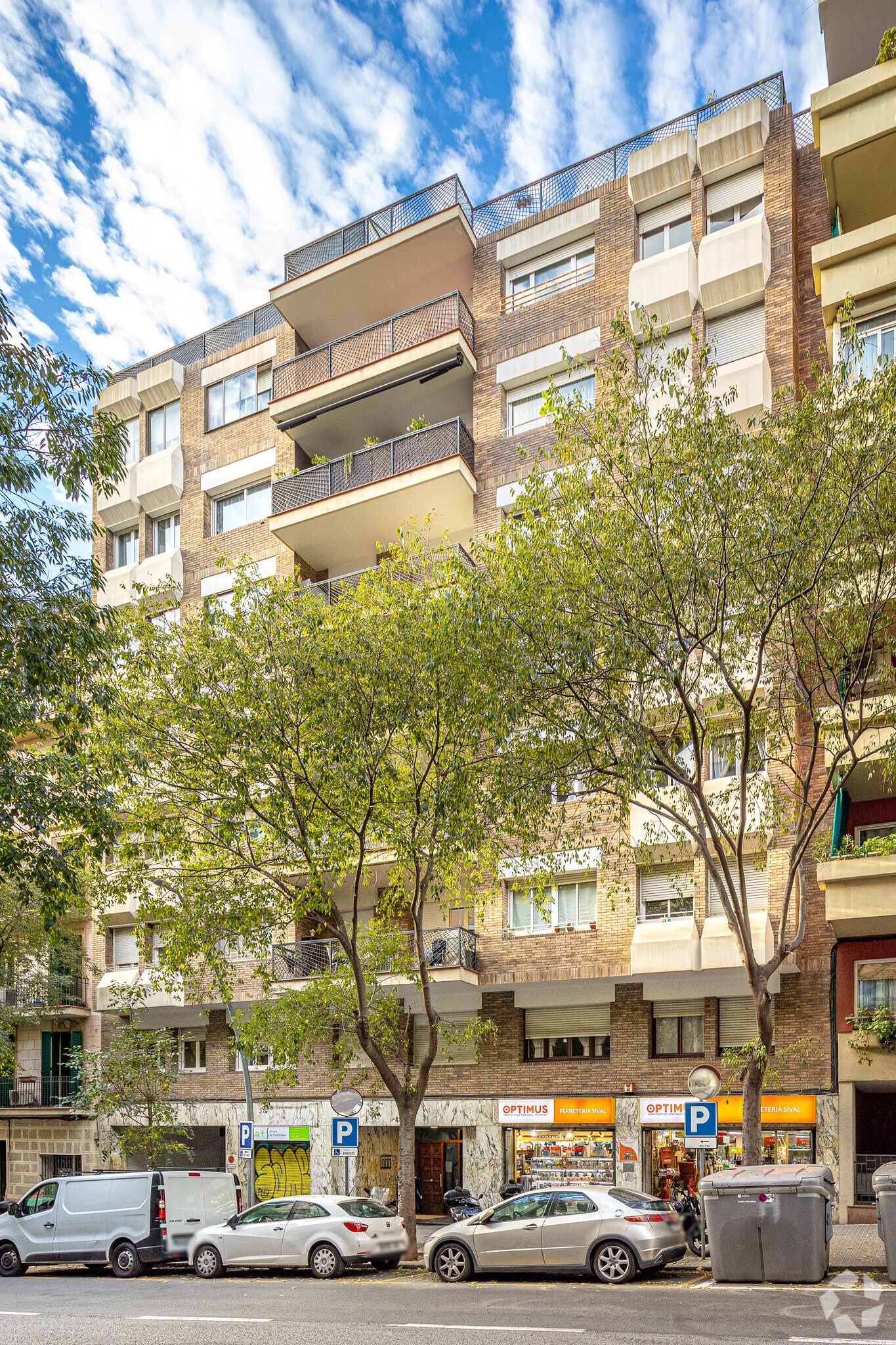 Carrer de Sardenya, 491, Barcelona, Barcelona for lease Primary Photo- Image 1 of 2
