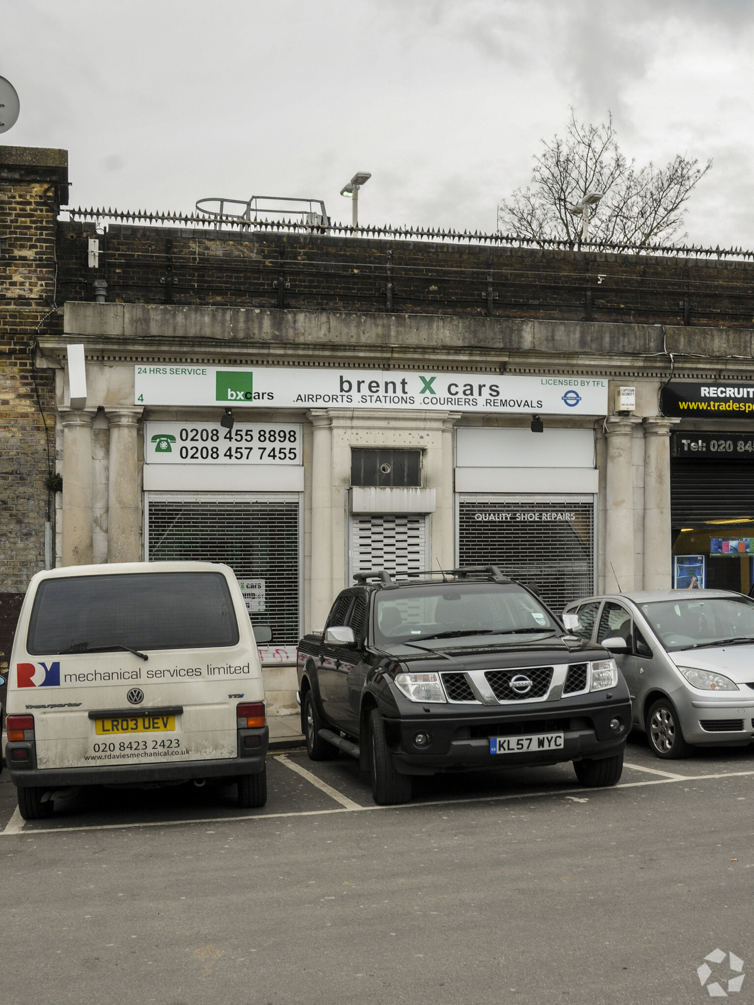 Highfield Ave, London for lease Primary Photo- Image 1 of 6