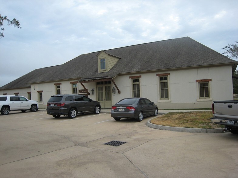 5000 Ambassador Caffery Pky, Lafayette, LA 70508