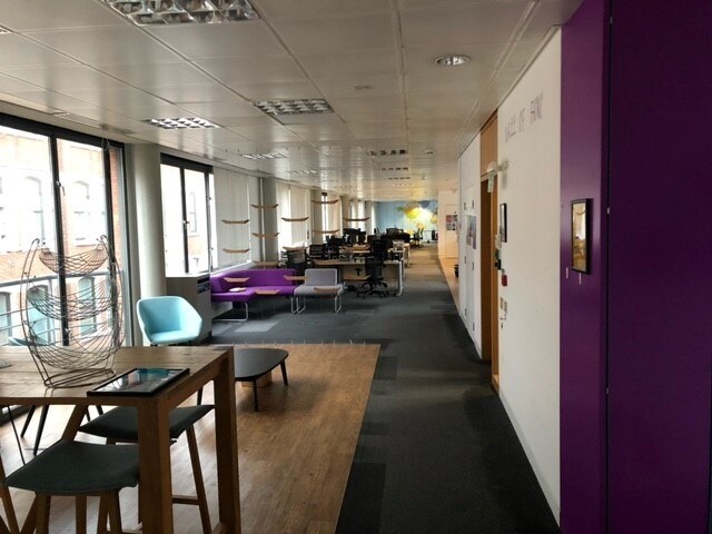 25 Hosier Ln, London for lease - Interior Photo - Image 3 of 12