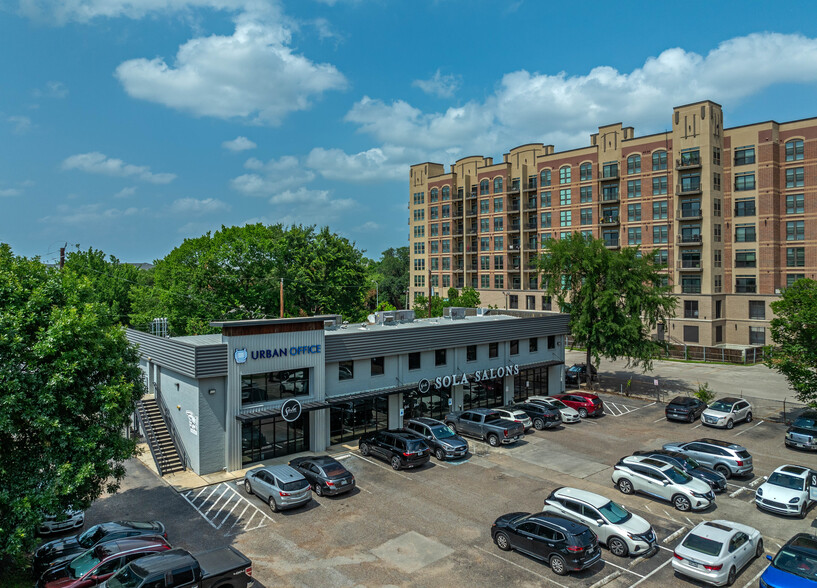 535 W 20th St, Houston, TX for sale - Building Photo - Image 2 of 9