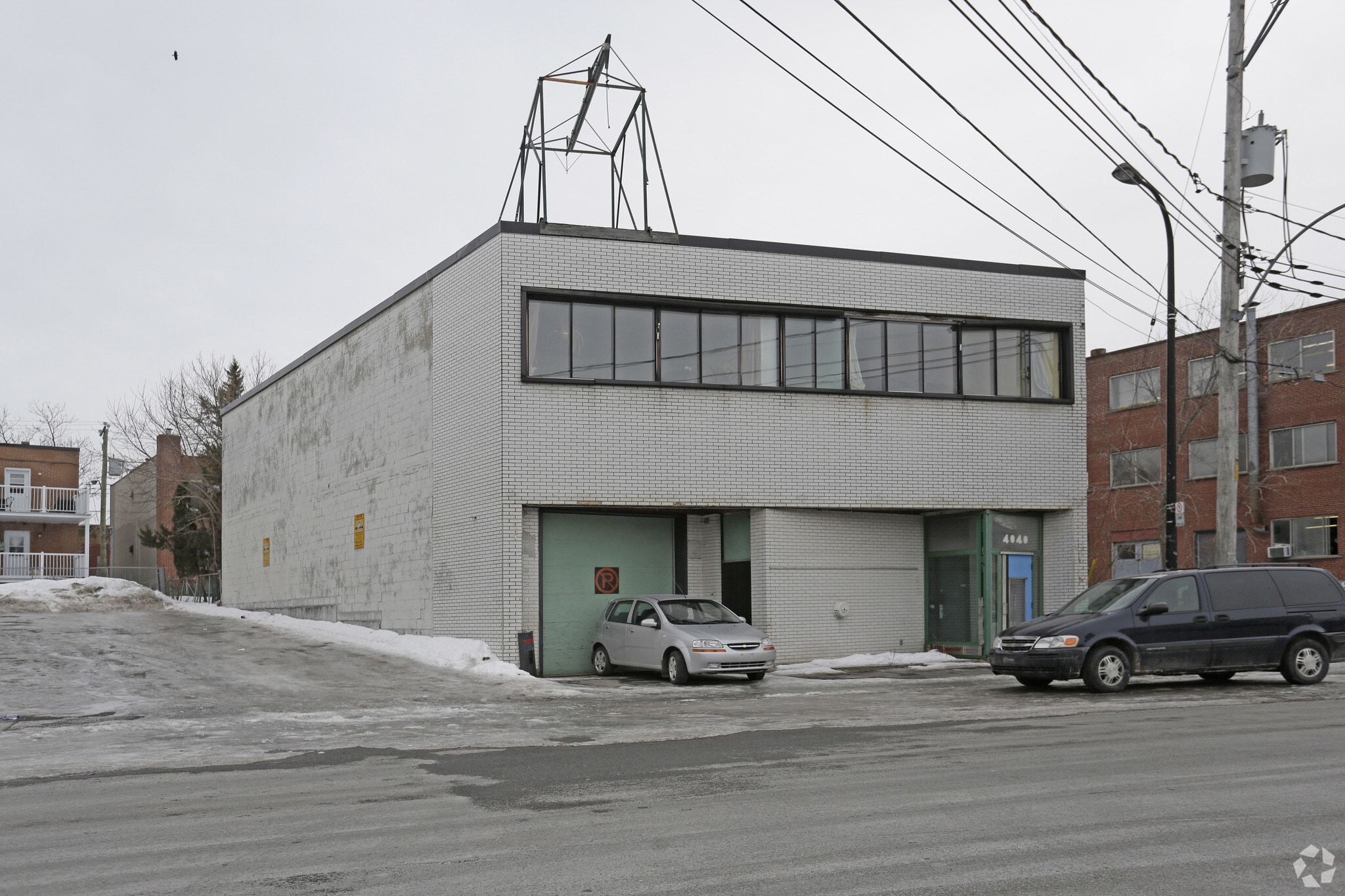 4040 Av de Courtrai, Montréal, QC for sale Primary Photo- Image 1 of 1