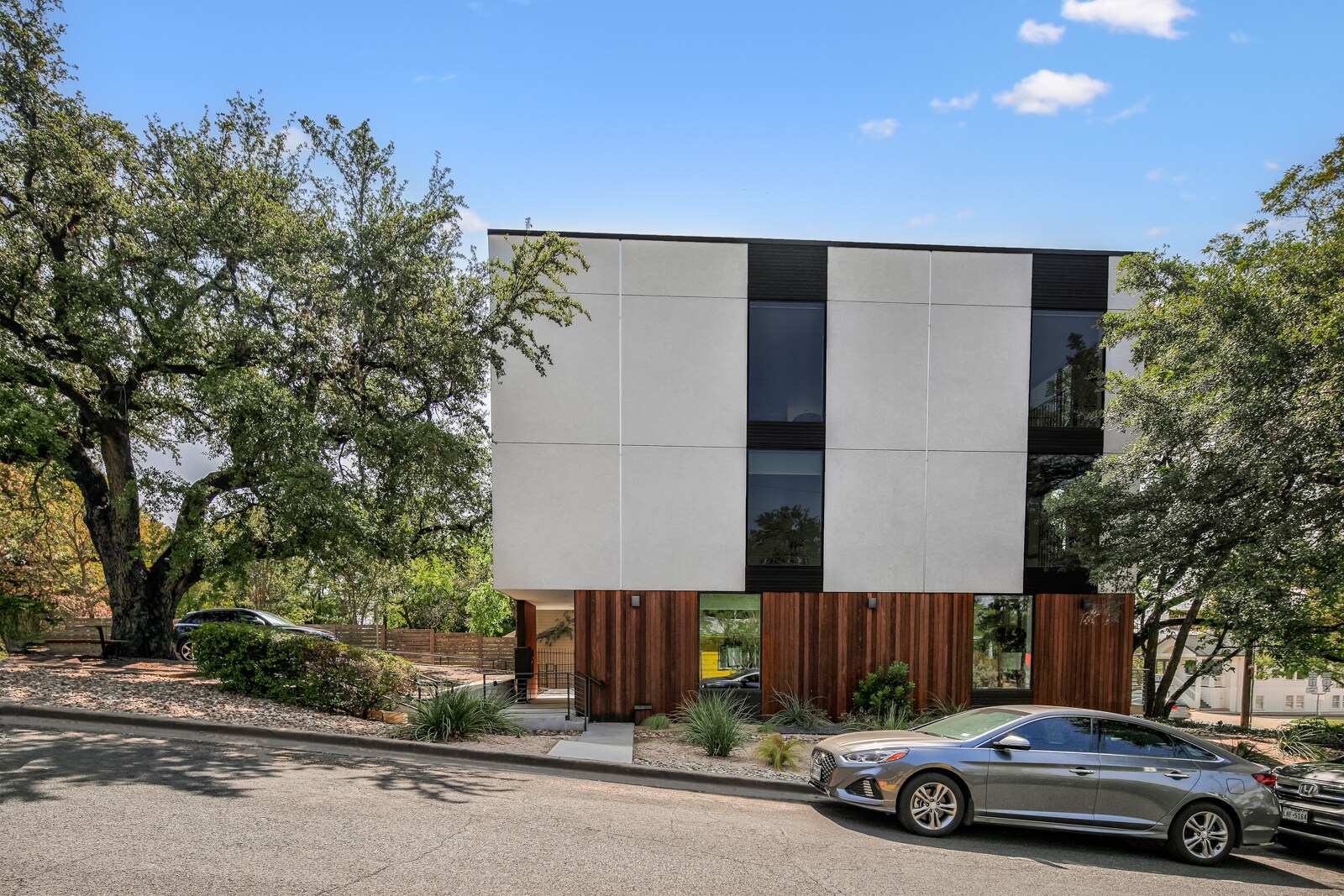 2208 Lake Austin Blvd, Austin, TX for sale Building Photo- Image 1 of 1