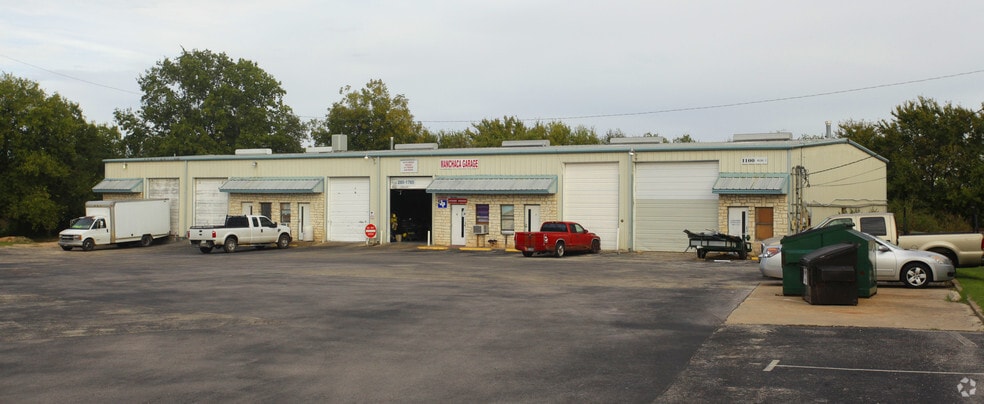 1100 Regal Row, Austin, TX for lease - Building Photo - Image 2 of 5