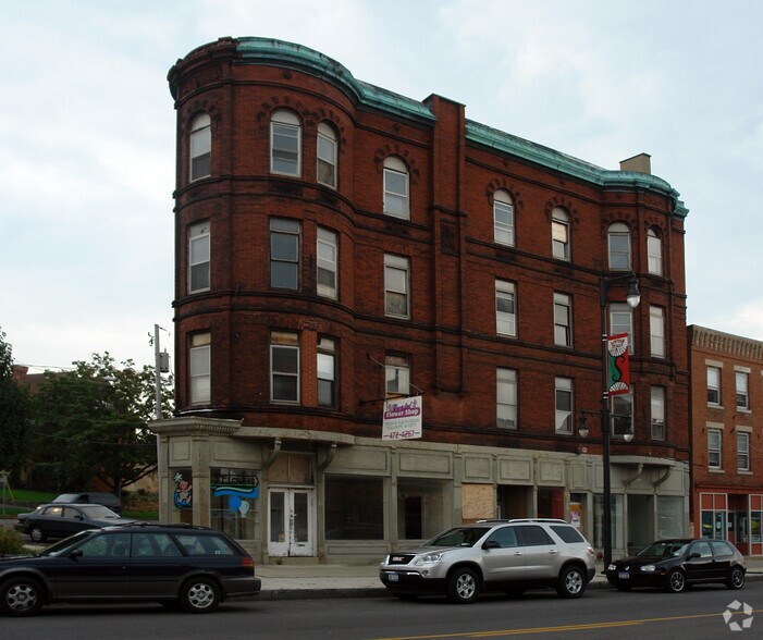 530 N Salina St, Syracuse, NY for sale - Primary Photo - Image 1 of 1
