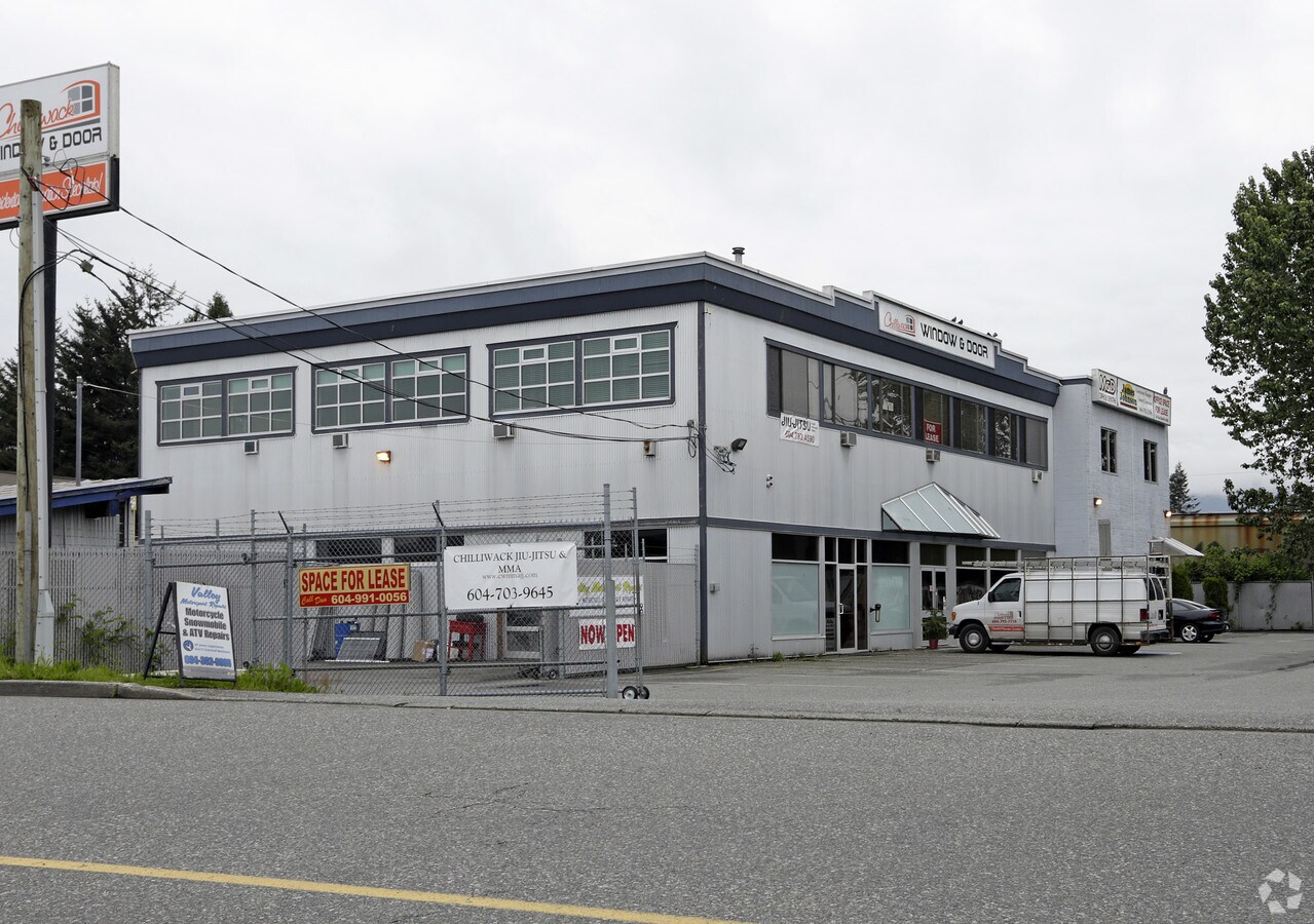 45787 Yale Rd, Chilliwack, BC V2P 2N4