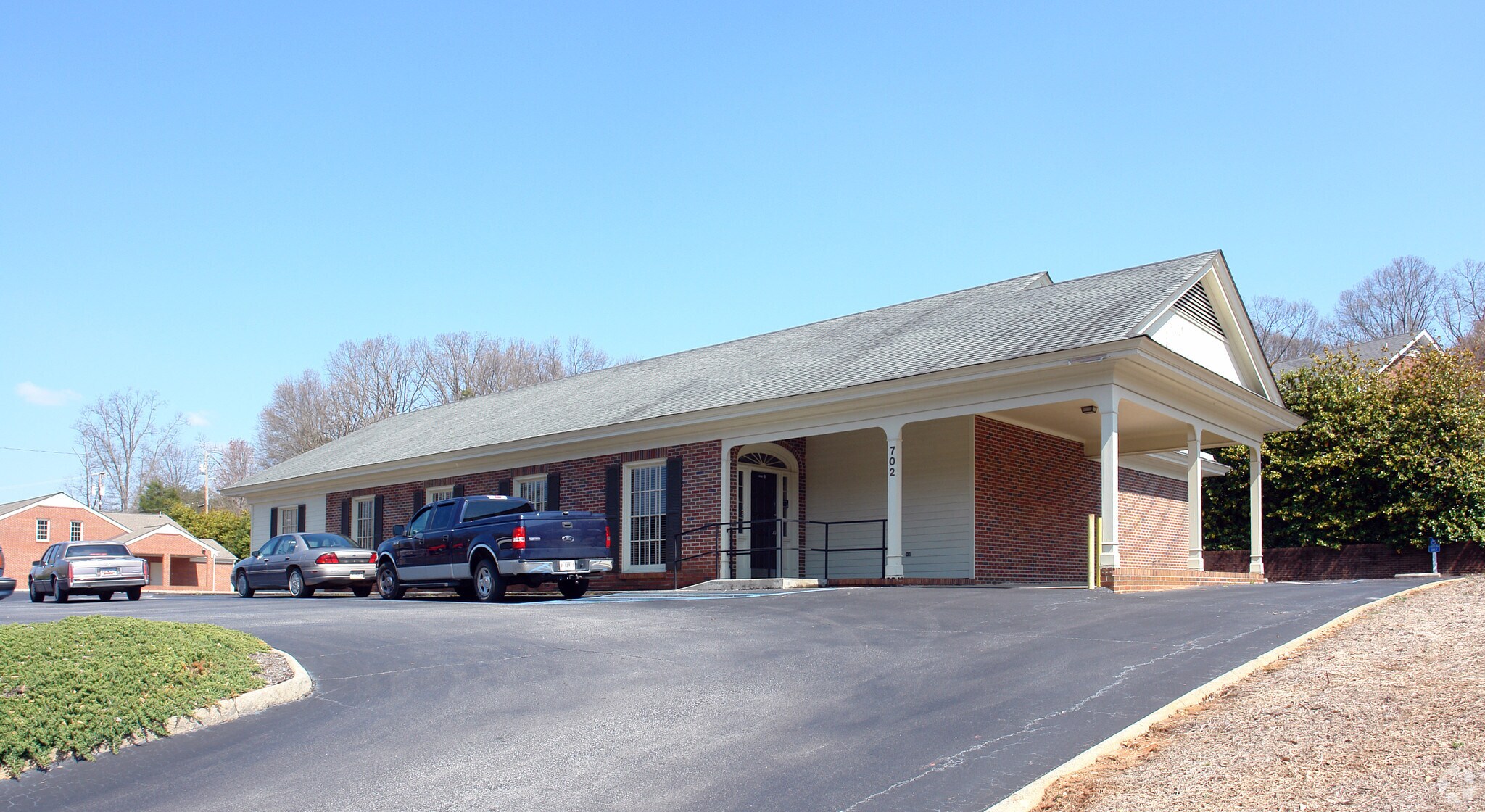 702 N A St, Easley, SC for sale Primary Photo- Image 1 of 1