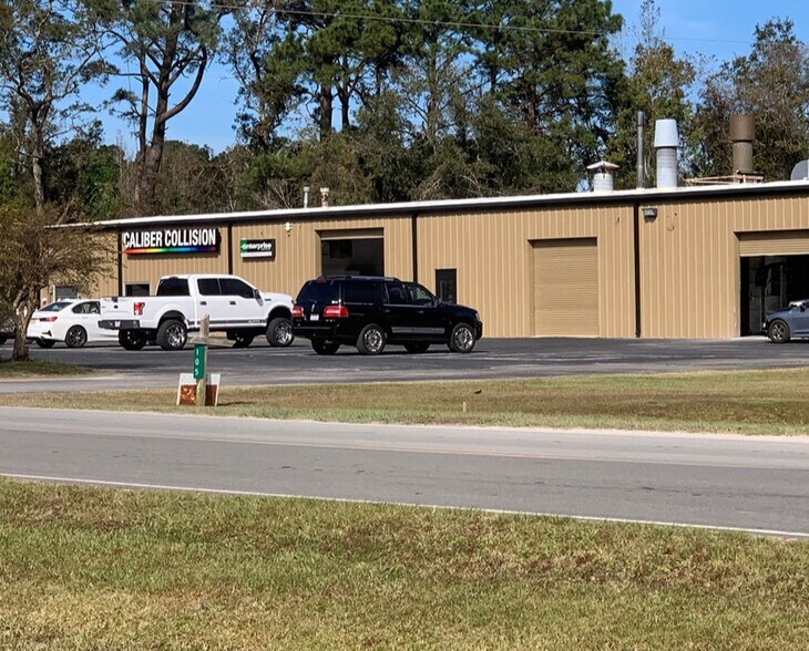 101 Crowatan Rd, Castle Hayne, NC 28429