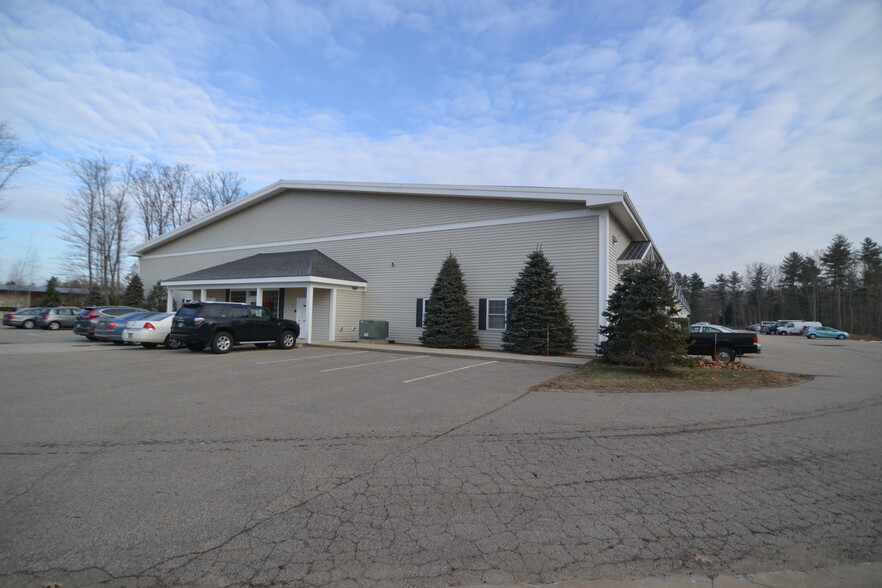 406 Harold Dow Hwy, Eliot, ME for lease - Building Photo - Image 1 of 6