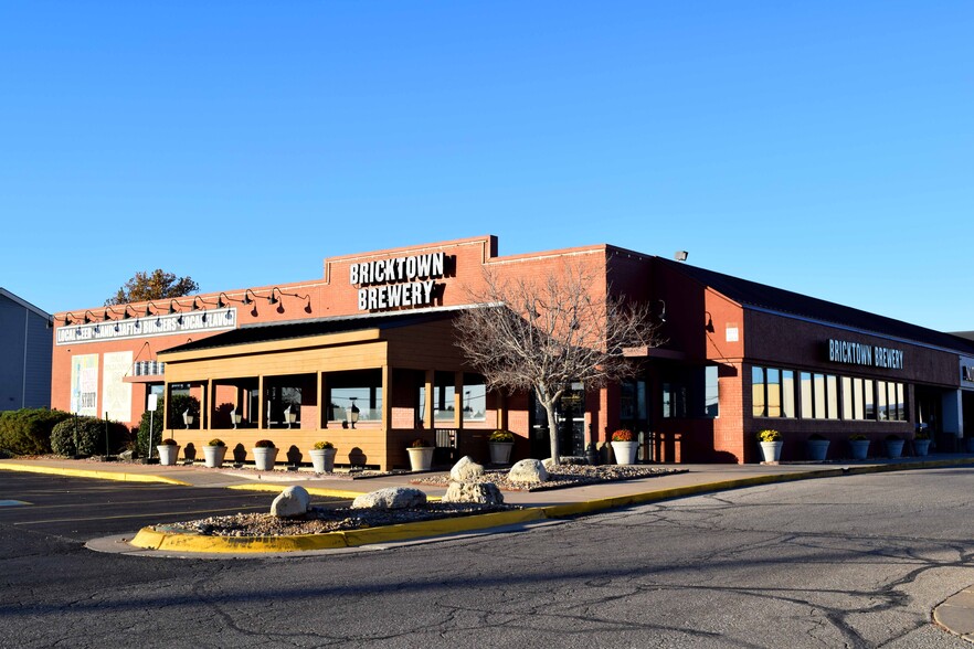 2035 N Rock Rd, Wichita, KS for sale - Building Photo - Image 1 of 6