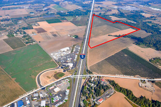 I-5 Hwy, Aurora, OR - aerial  map view