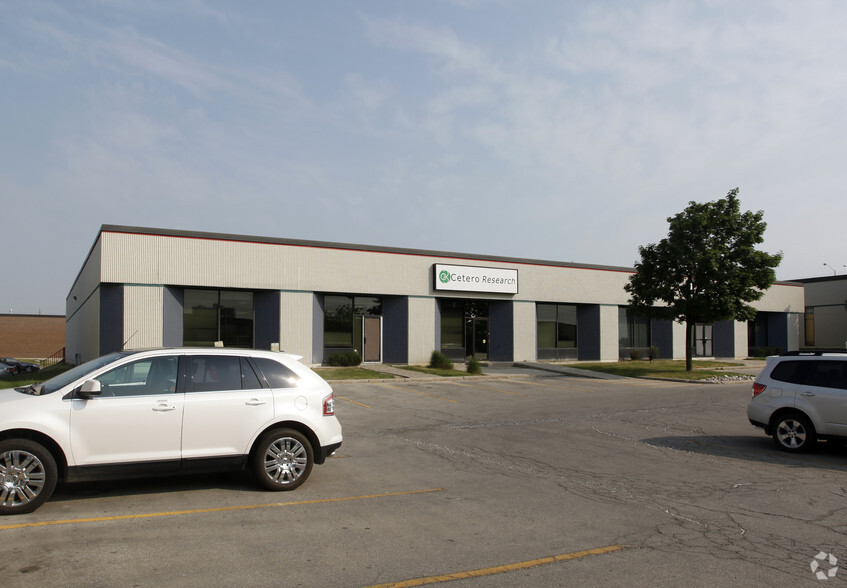 4500 Dixie Rd, Mississauga, ON for lease - Primary Photo - Image 1 of 3