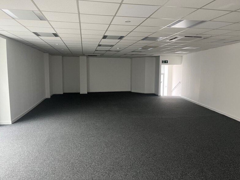 36-38 High St, Leven for lease - Building Photo - Image 2 of 3