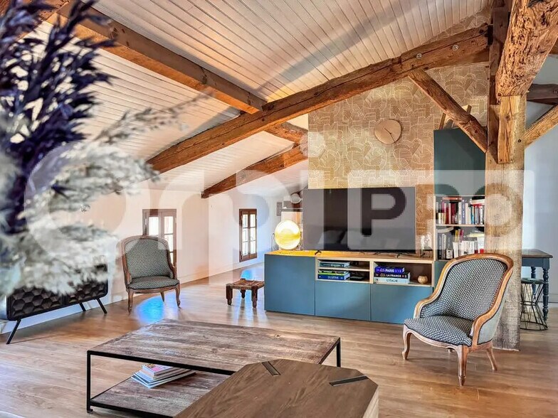 Flex in Azur for sale - Interior Photo - Image 2 of 8