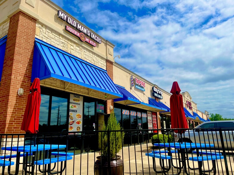 801 S Main St, Keller, TX for lease - Building Photo - Image 2 of 3