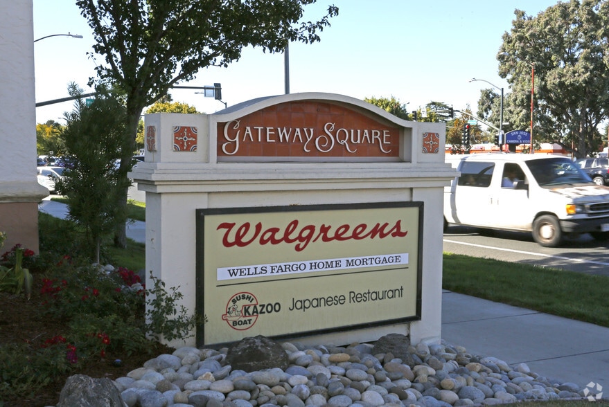 10-130 E Hamilton Ave, Campbell, CA for lease - Building Photo - Image 3 of 9