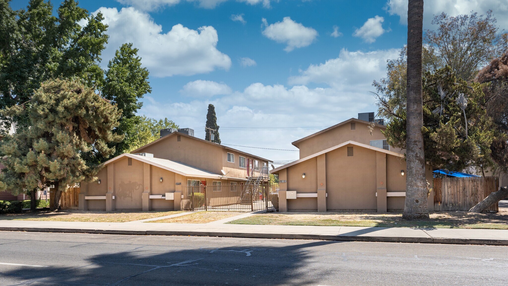 Visalia Apartments Visalia, CA for Sale