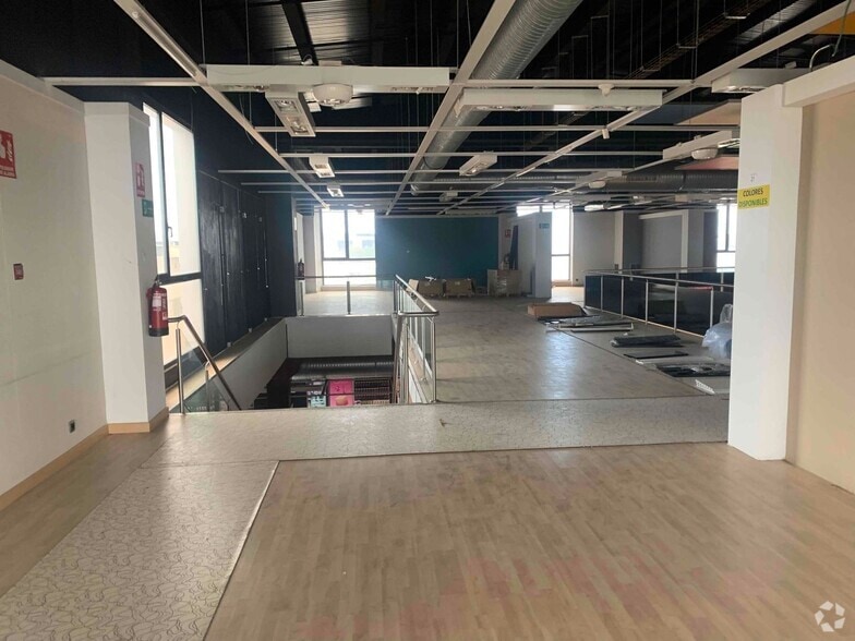 Industrial in Alcalá de Henares, Madrid for lease - Building Photo - Image 3 of 5