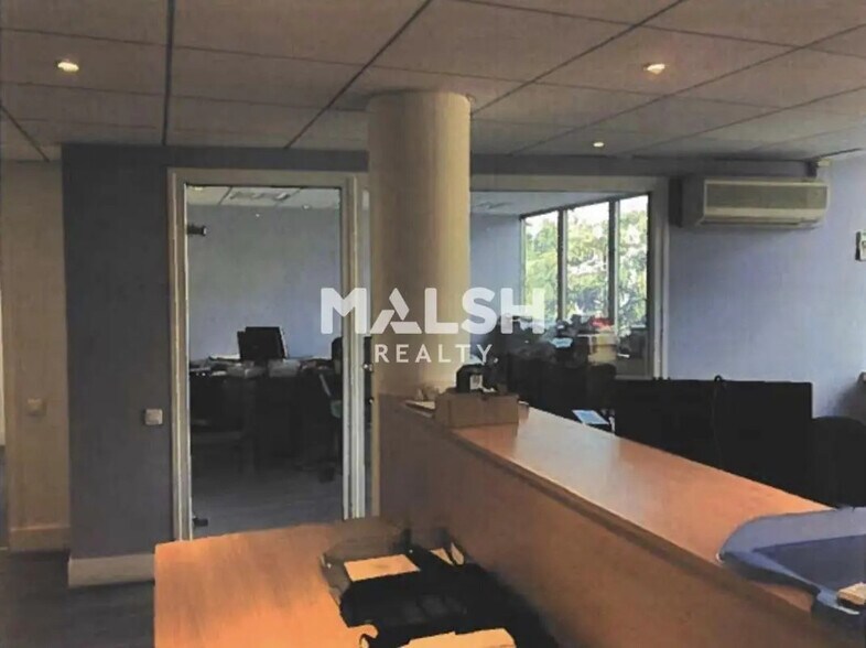 Office in Lyon for sale - Interior Photo - Image 3 of 4