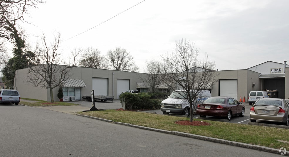1311-1329 Redgate Ave, Norfolk, VA for lease - Building Photo - Image 3 of 9