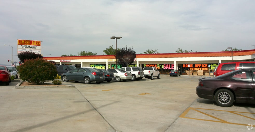 12555 Mariposa Rd, Victorville, CA for lease - Building Photo - Image 2 of 12