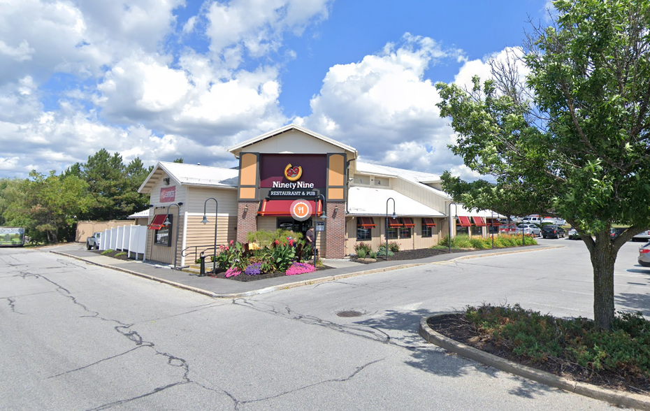 241 S Main St, Rutland, VT for lease - Building Photo - Image 2 of 8