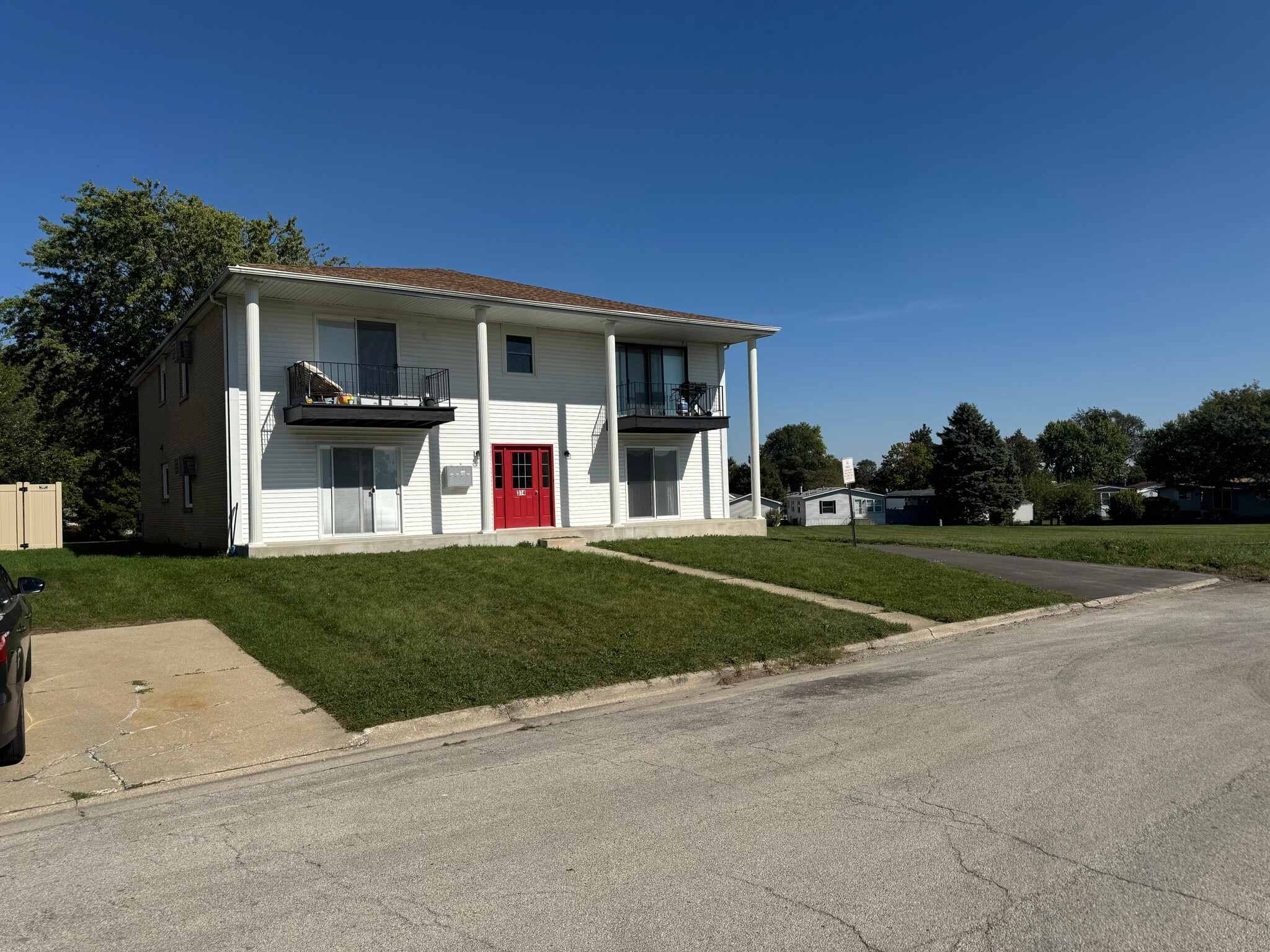 374 Lynn Dr, Manteno, IL for sale Primary Photo- Image 1 of 20