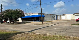 7600 Renwick Dr, Houston TX - Warehouse