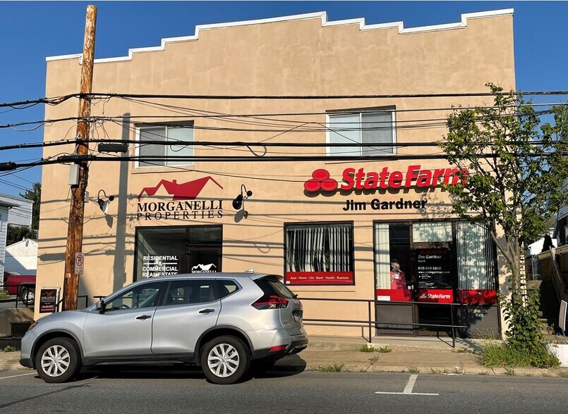 1057 Main St, Hellertown, PA 18055